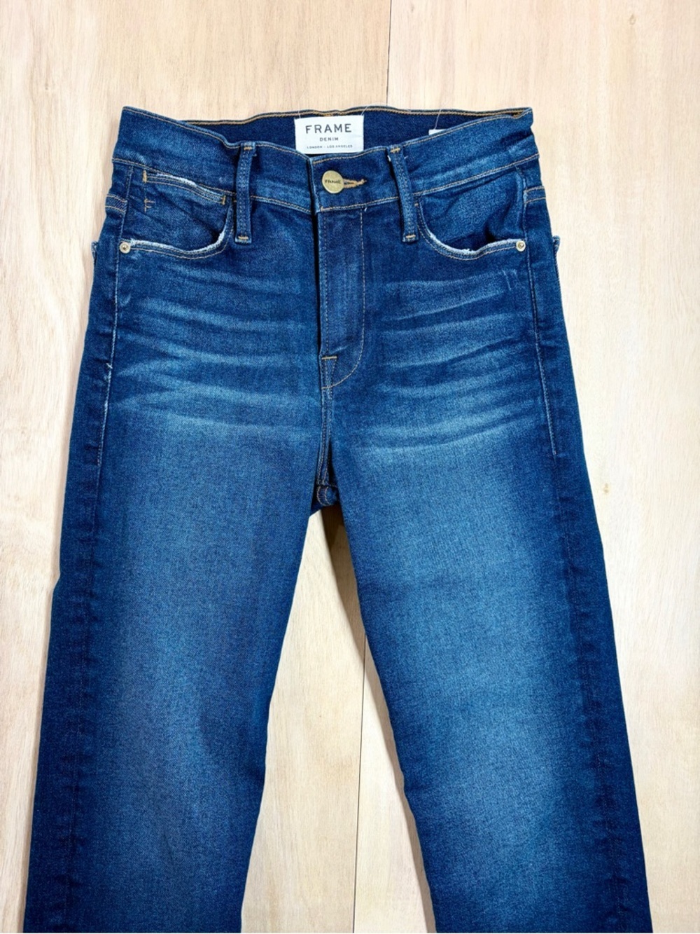 FRAME Le High Straight Jeans in Eagle Point Wash Size 25 - Picture 3 of 11